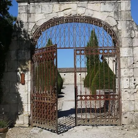 Location Chateau Couronneau Ligueux (Gironde)