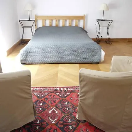 Apartment Location Chateau Couronneau