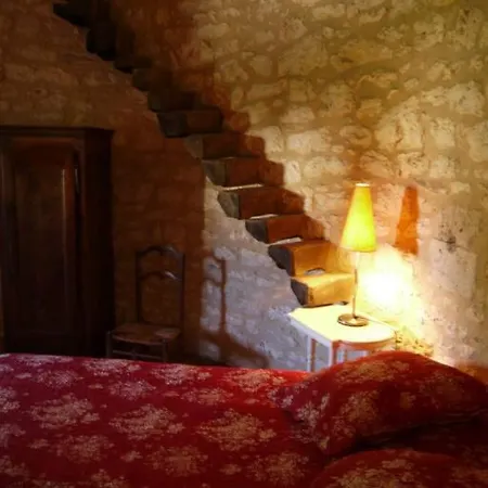 Location Chateau Couronneau Apartment