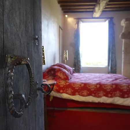 Location Chateau Couronneau Apartment