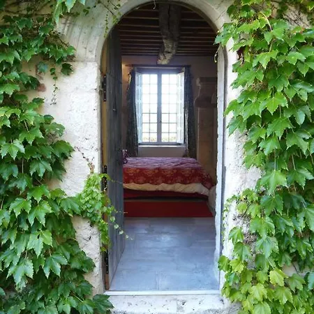 Apartment Location Chateau Couronneau *