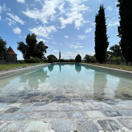 Location Chateau Couronneau Apartment Ligueux (Gironde)